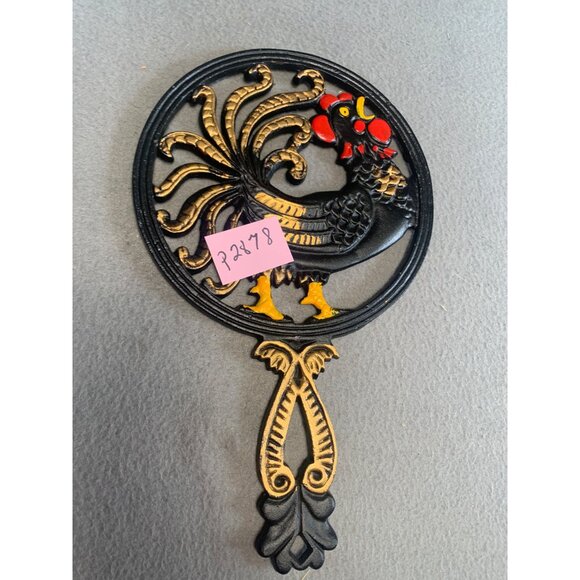 Vintage Cast Iron Rooster Trivet With Handle Cooking Stand Hand-Painted - Picture 9 of 9